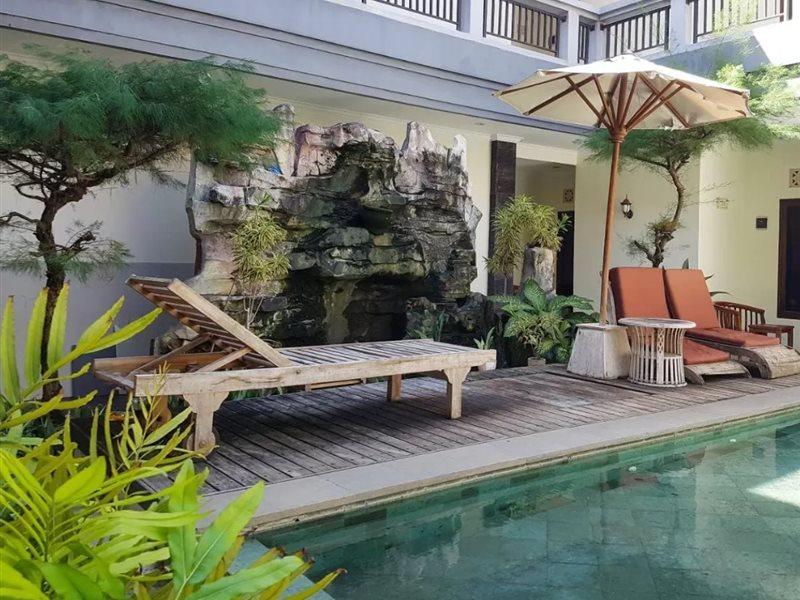Teges Inn Kuta Kuta  Bagian luar foto