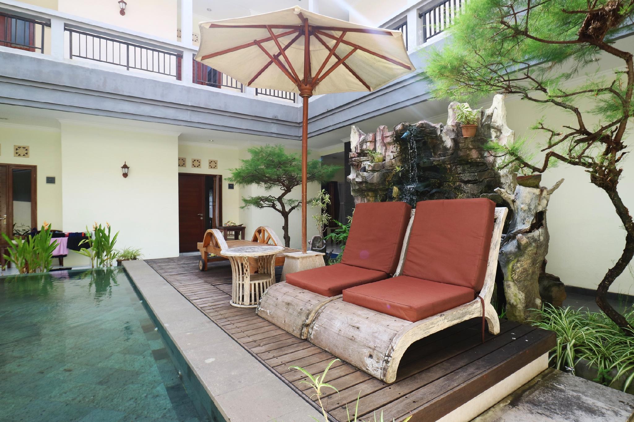 Teges Inn Kuta Kuta  Bagian luar foto