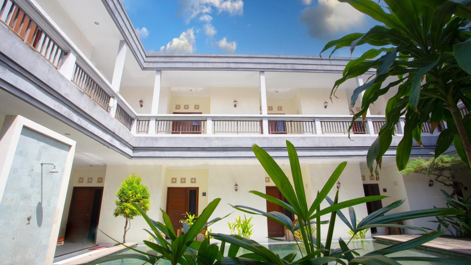 Teges Inn Kuta Kuta  Bagian luar foto