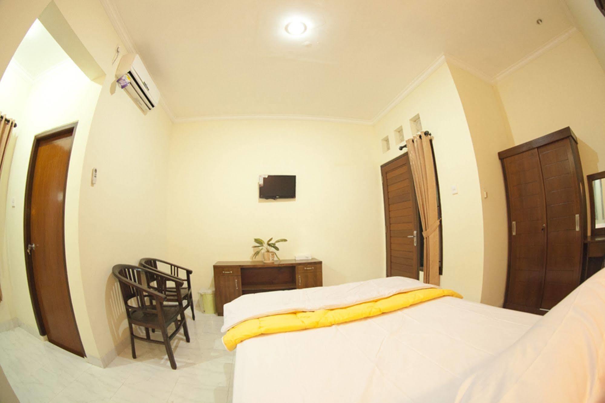 Teges Inn Kuta Kuta  Bagian luar foto