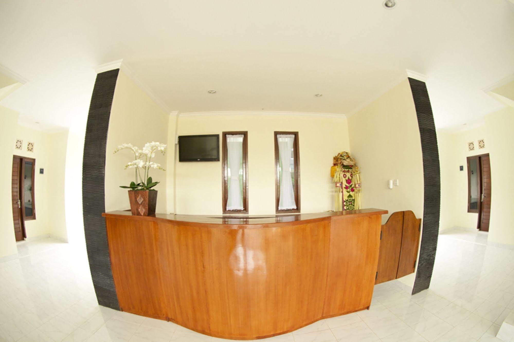 Teges Inn Kuta Kuta  Bagian luar foto